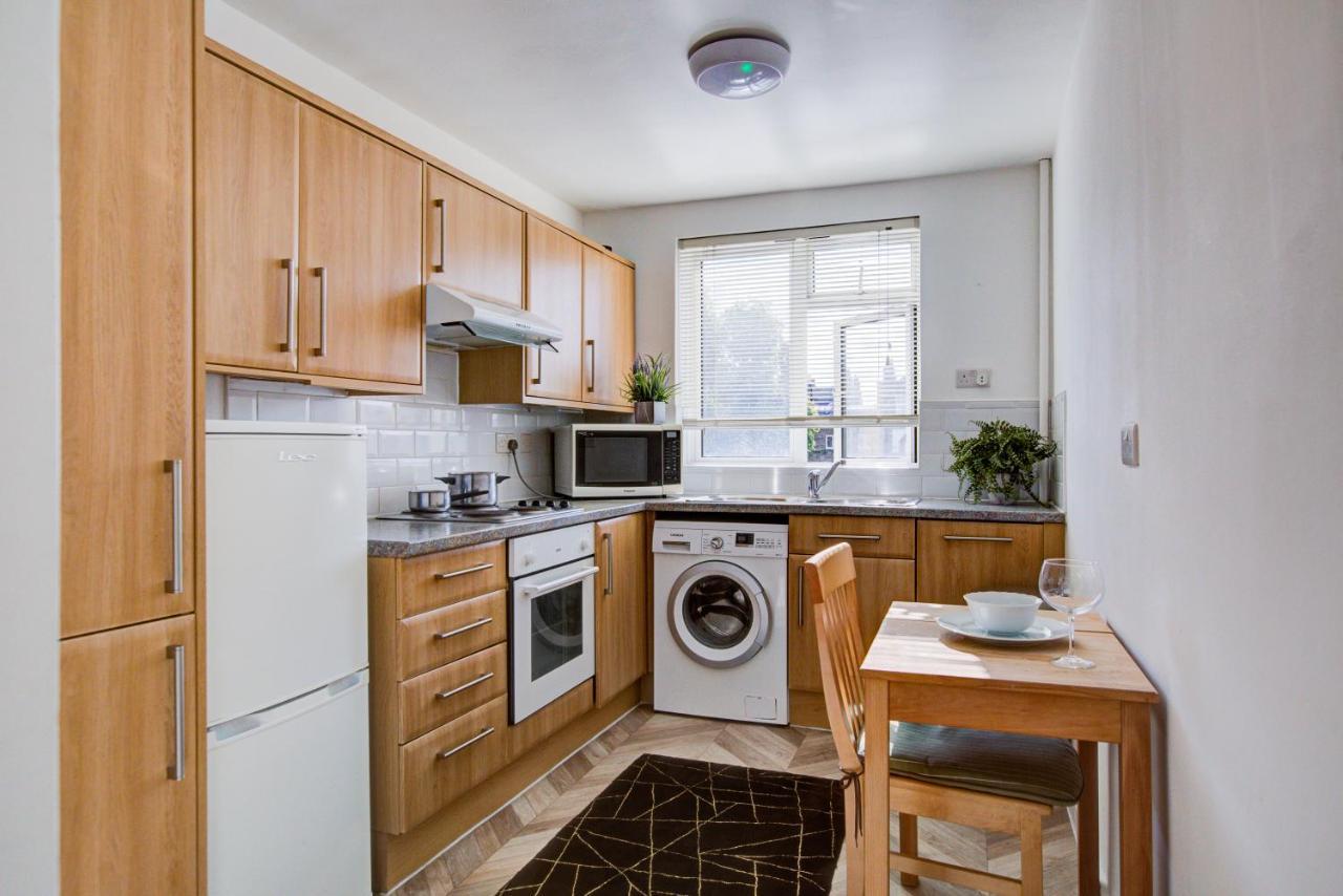 3-Bedroom, 3-Baths Apartment In Super Posh Marylebone, Central London, W1 Екстериор снимка