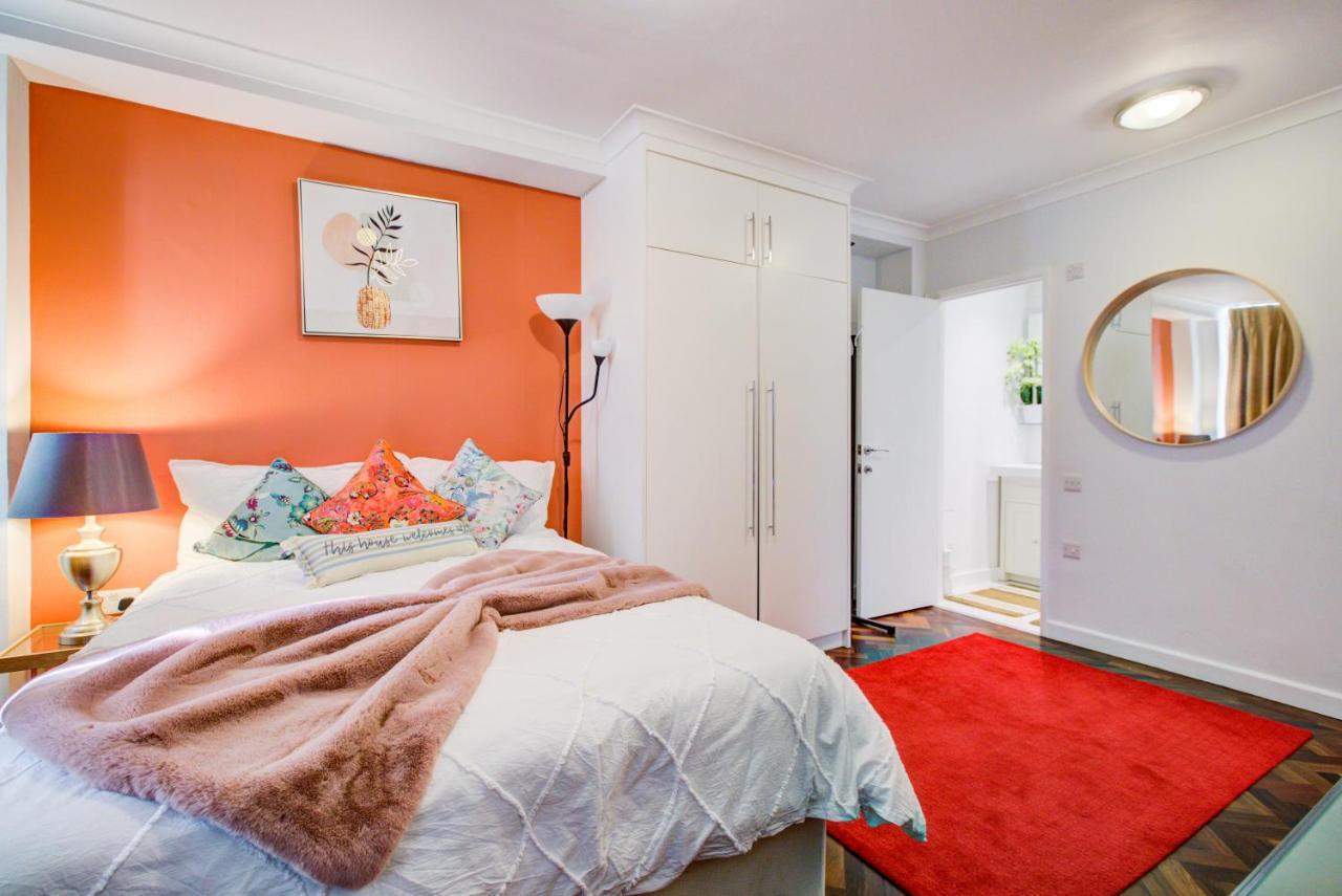 3-Bedroom, 3-Baths Apartment In Super Posh Marylebone, Central London, W1 Екстериор снимка