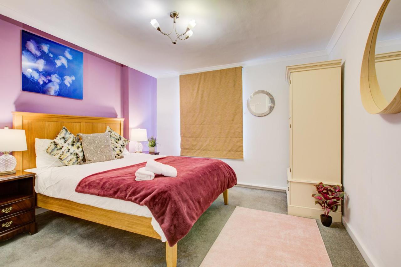 3-Bedroom, 3-Baths Apartment In Super Posh Marylebone, Central London, W1 Екстериор снимка