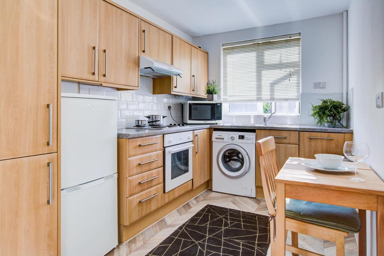 3-Bedroom, 3-Baths Apartment In Super Posh Marylebone, Central London, W1 Екстериор снимка